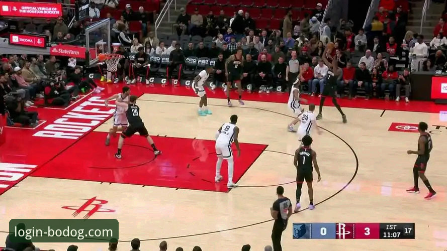 火箭大胜尼克斯豪取三连胜，博狗体育平台用户如何深度解读这场NBA焦点战？